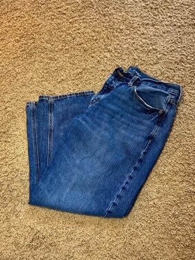 Old Navy Women's Medium Blue High-Rise Straight Jeans